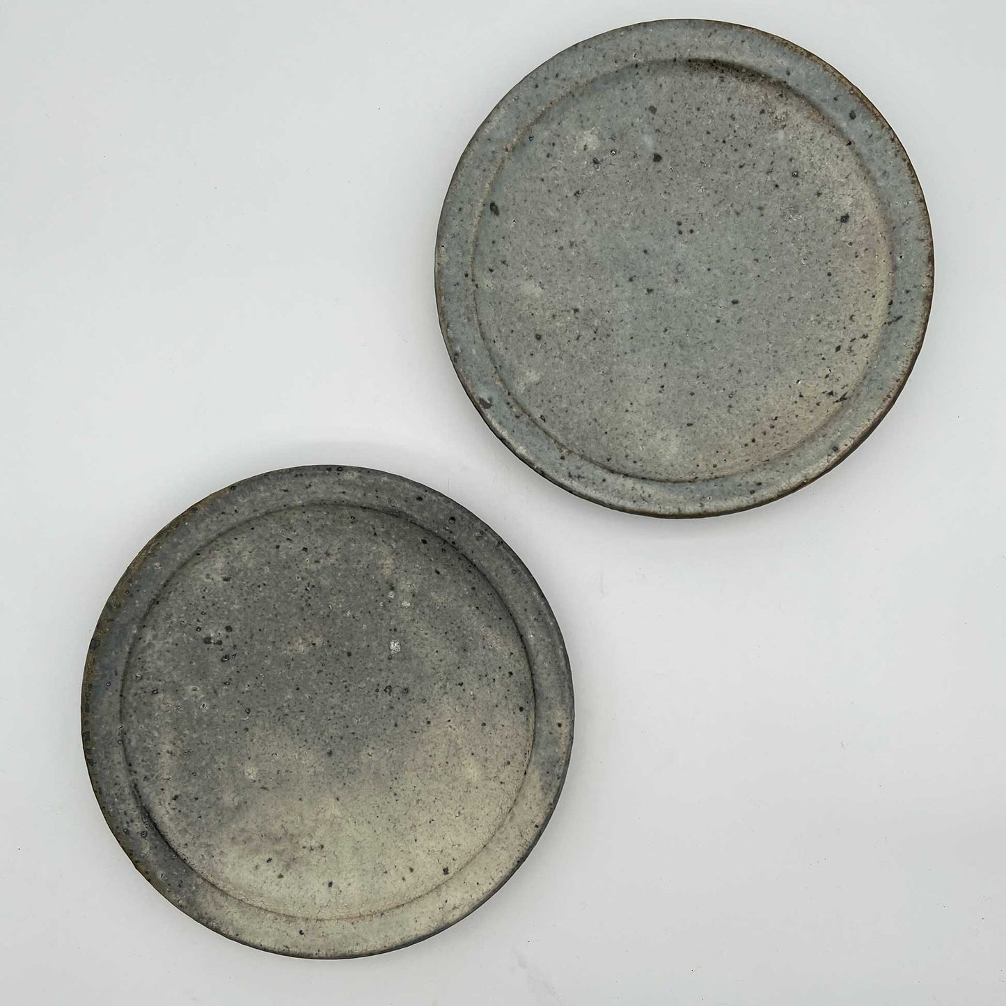 PLATE White Glaze Rimmed Plate (L) A28