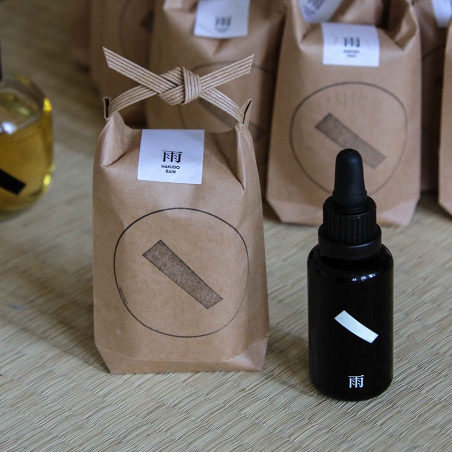 RAIN Botanical Essence AOIRO
