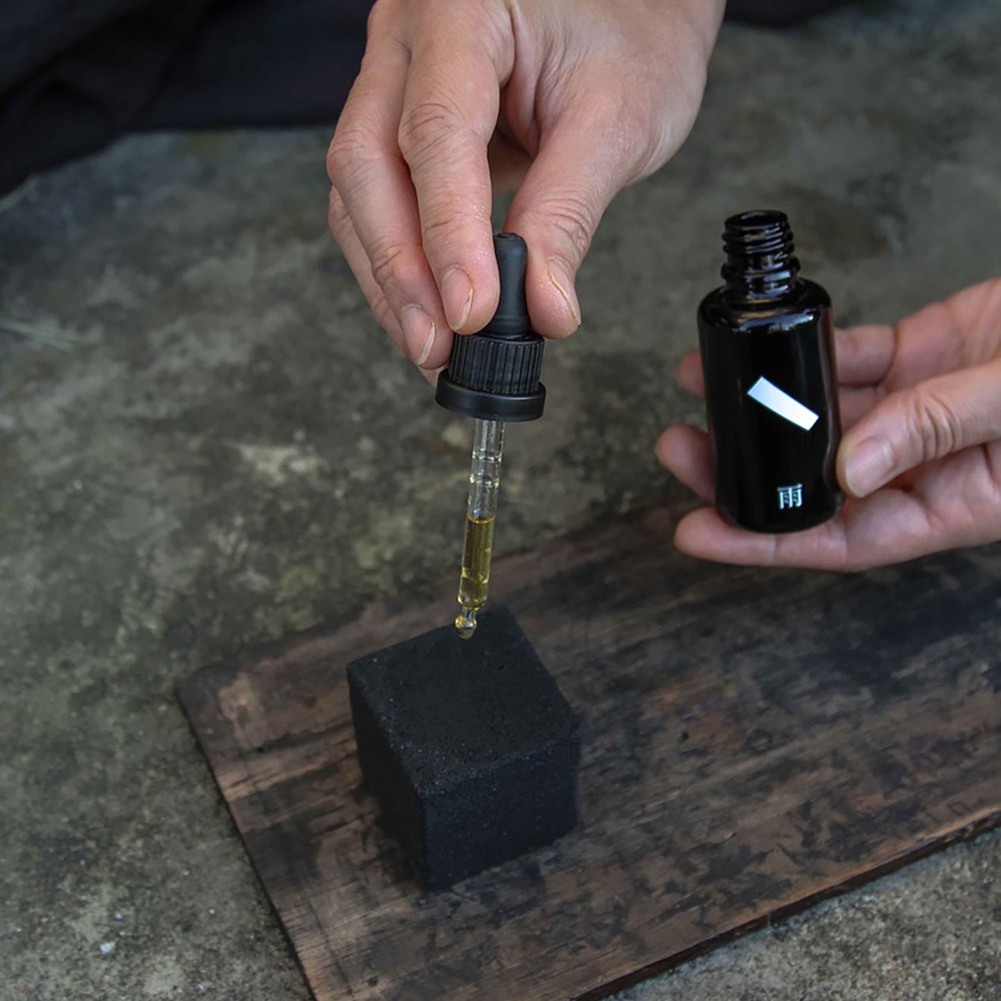 RAIN Botanical Essence AOIRO
