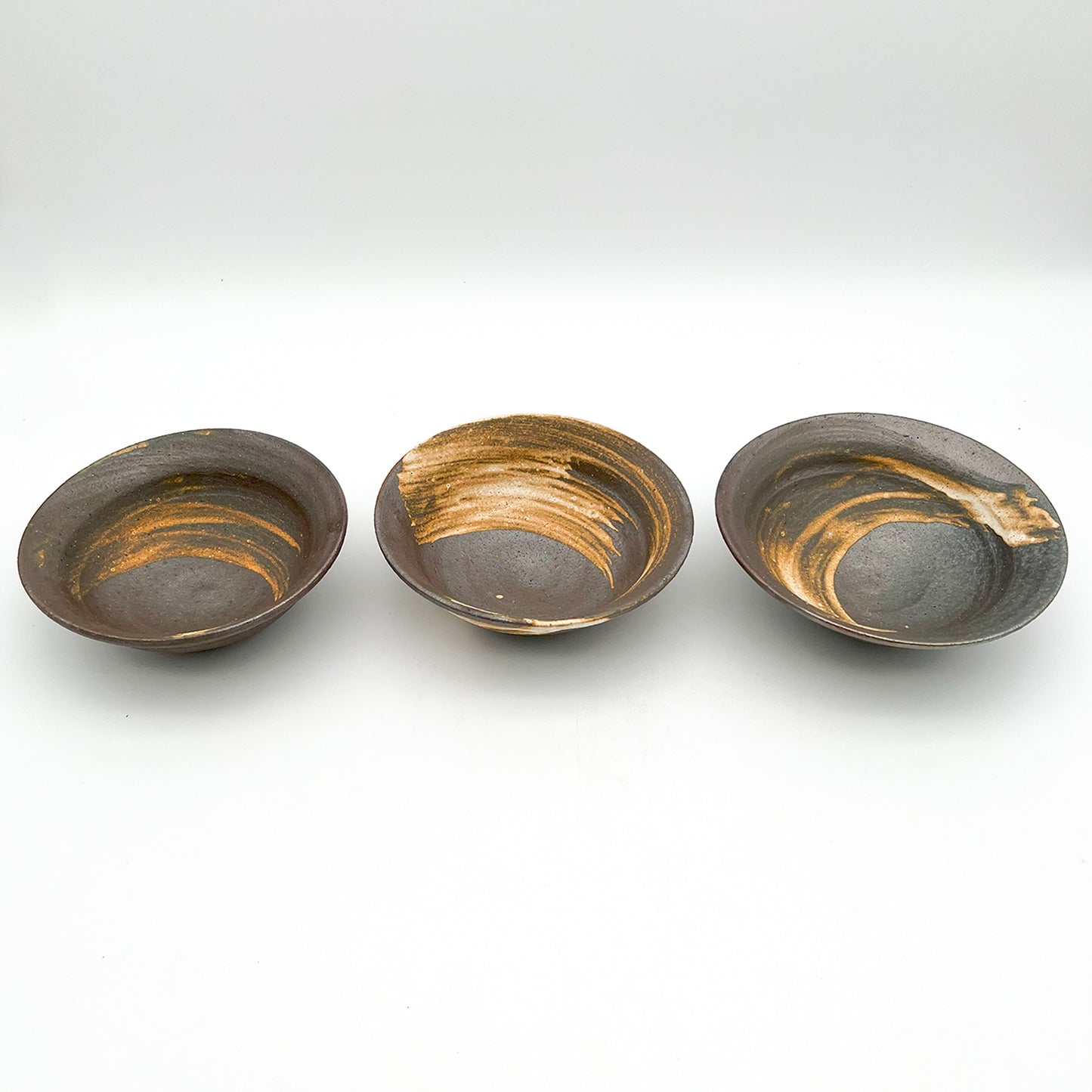 Carbonized Shallow Bowl_Aki Tamiya