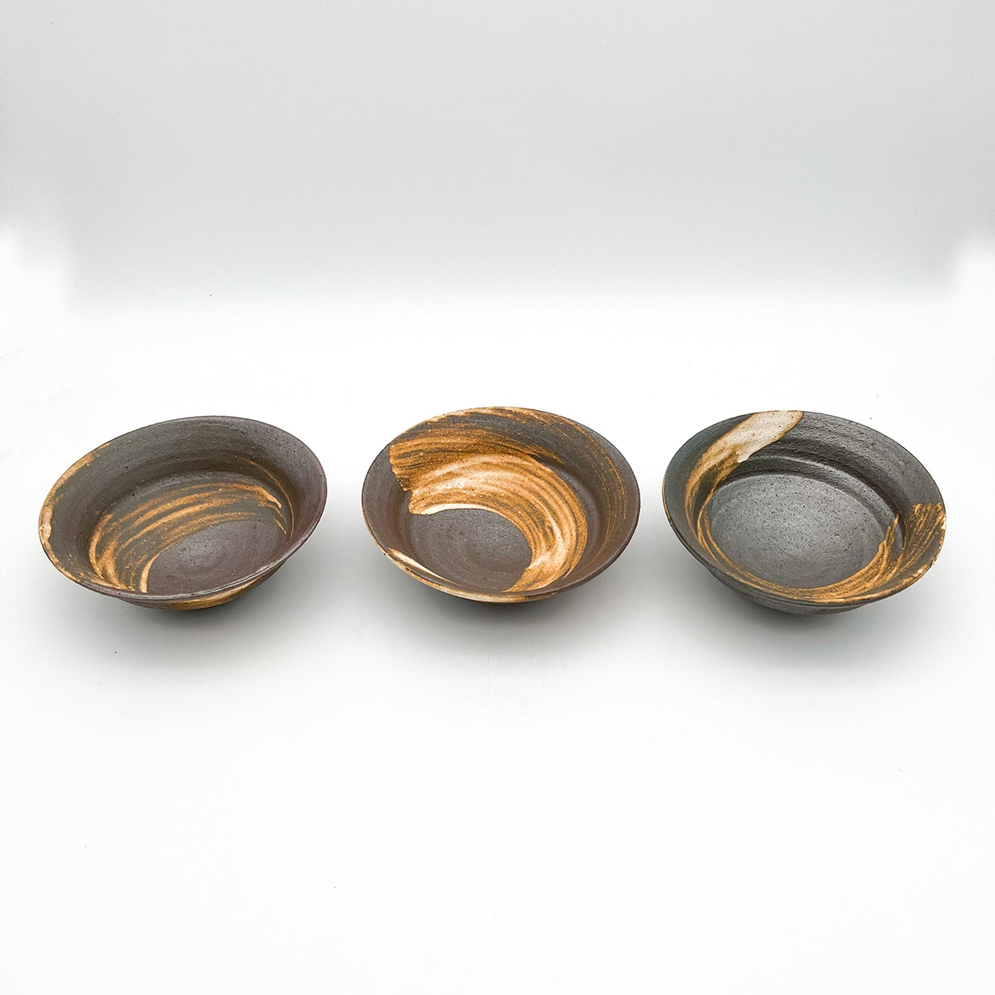 Carbonized Shallow Bowl_Aki Tamiya