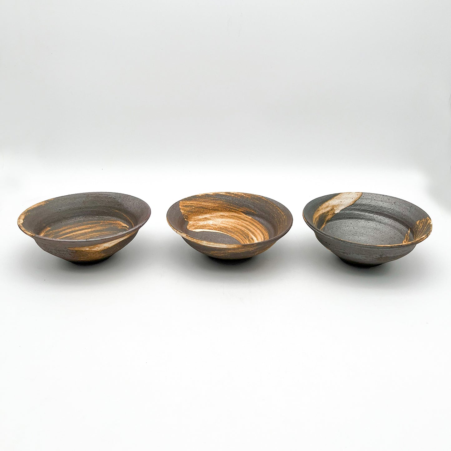 Carbonized Shallow Bowl_Aki Tamiya