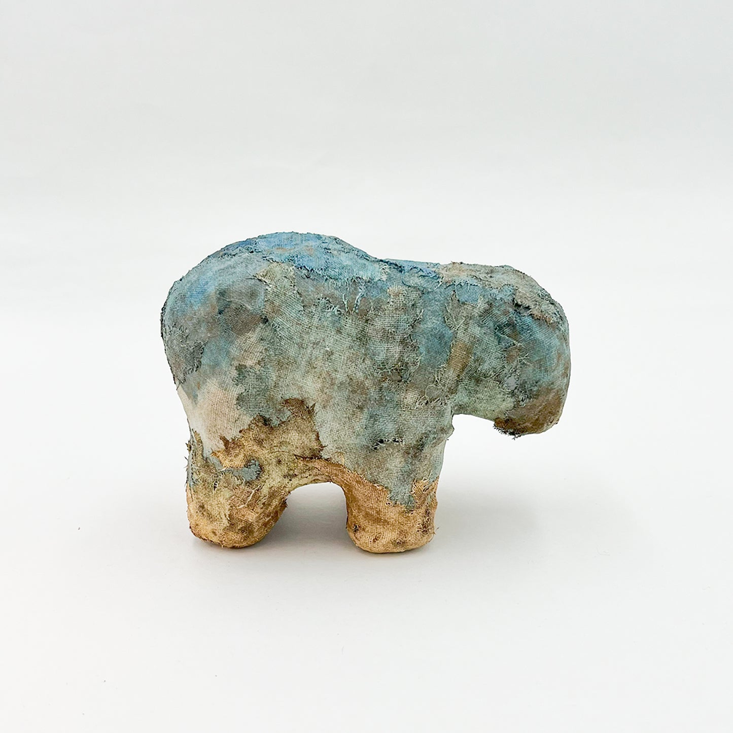 Art object GROUNDING ANIMAL S size #1_TAMAKOYAMADA