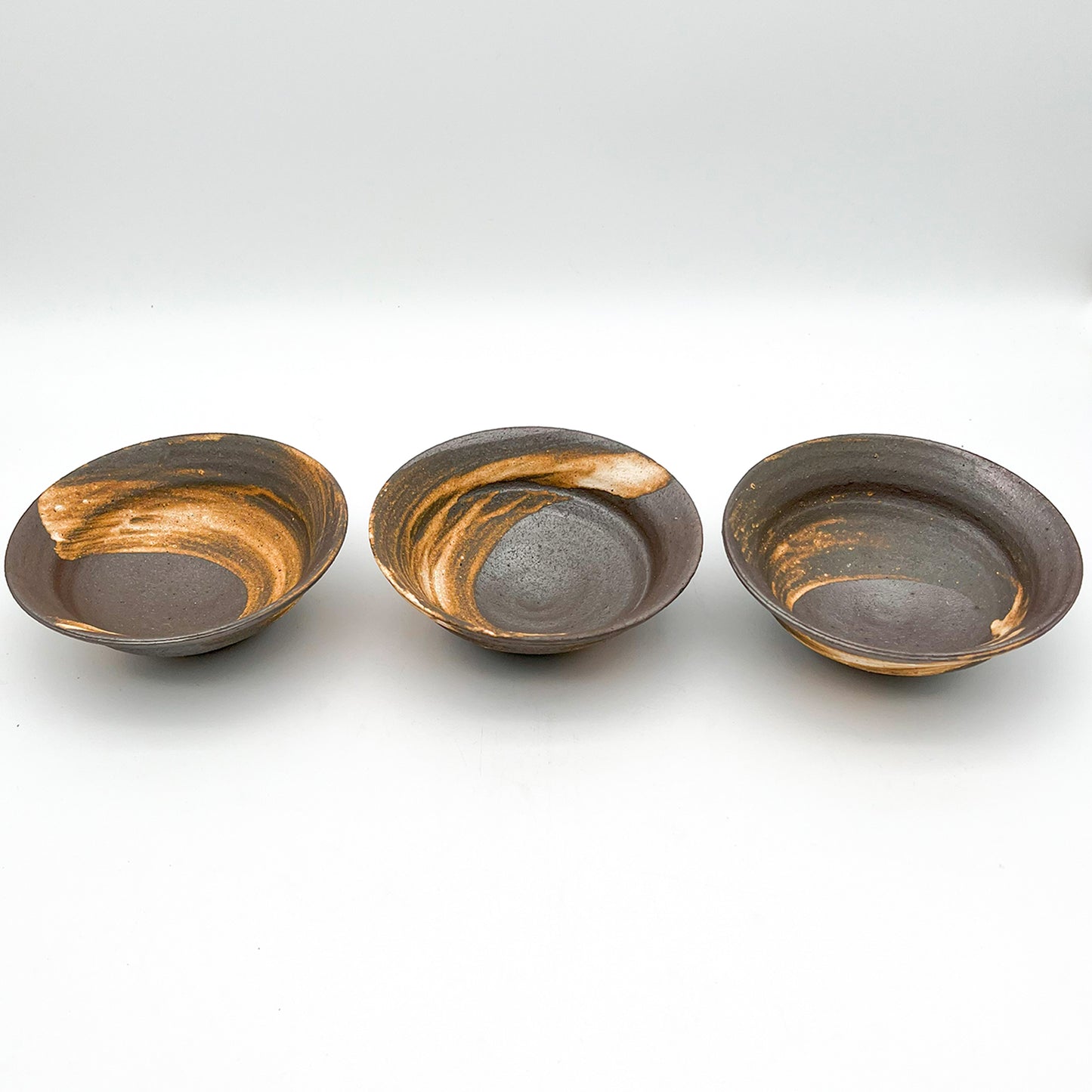 Carbonized Shallow Bowl_Aki Tamiya