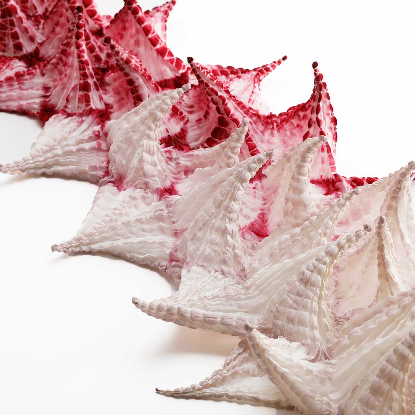 Shibori StoleKumo Gradation WINE