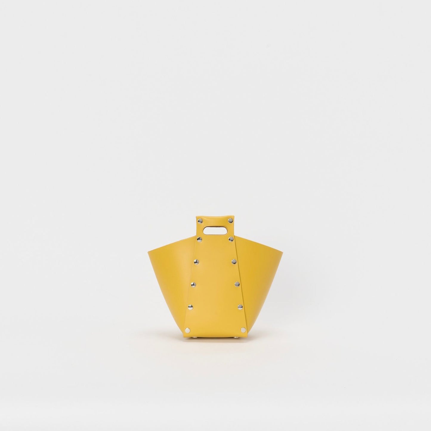 assemble pyramid bag S YW