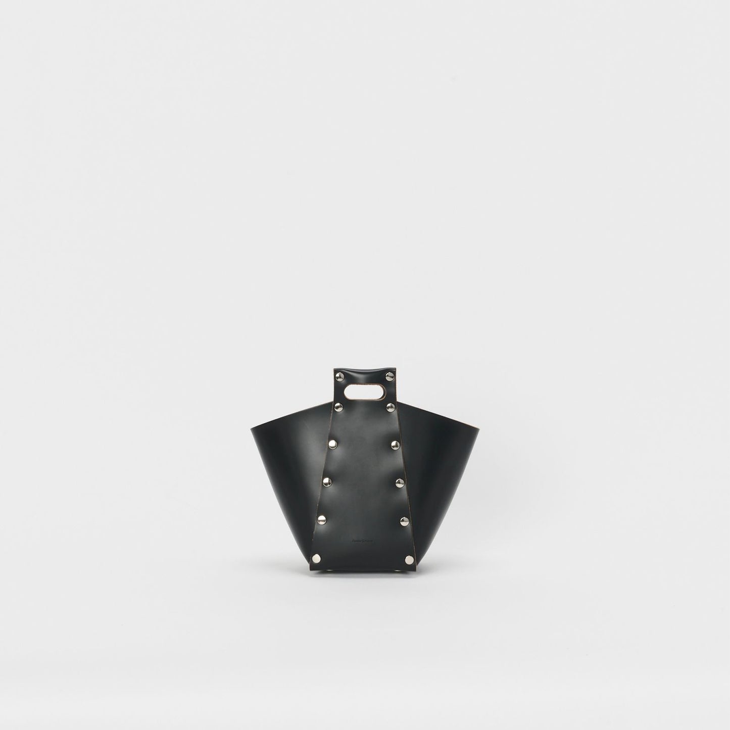 assemble pyramid bag S BK