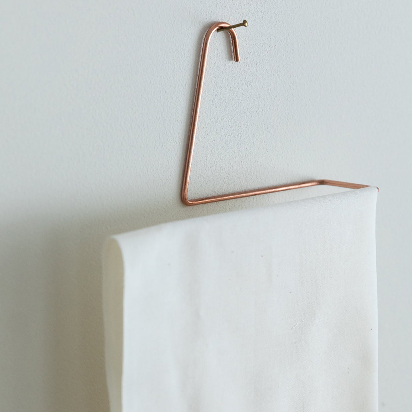Wazarashi Hanger – Single