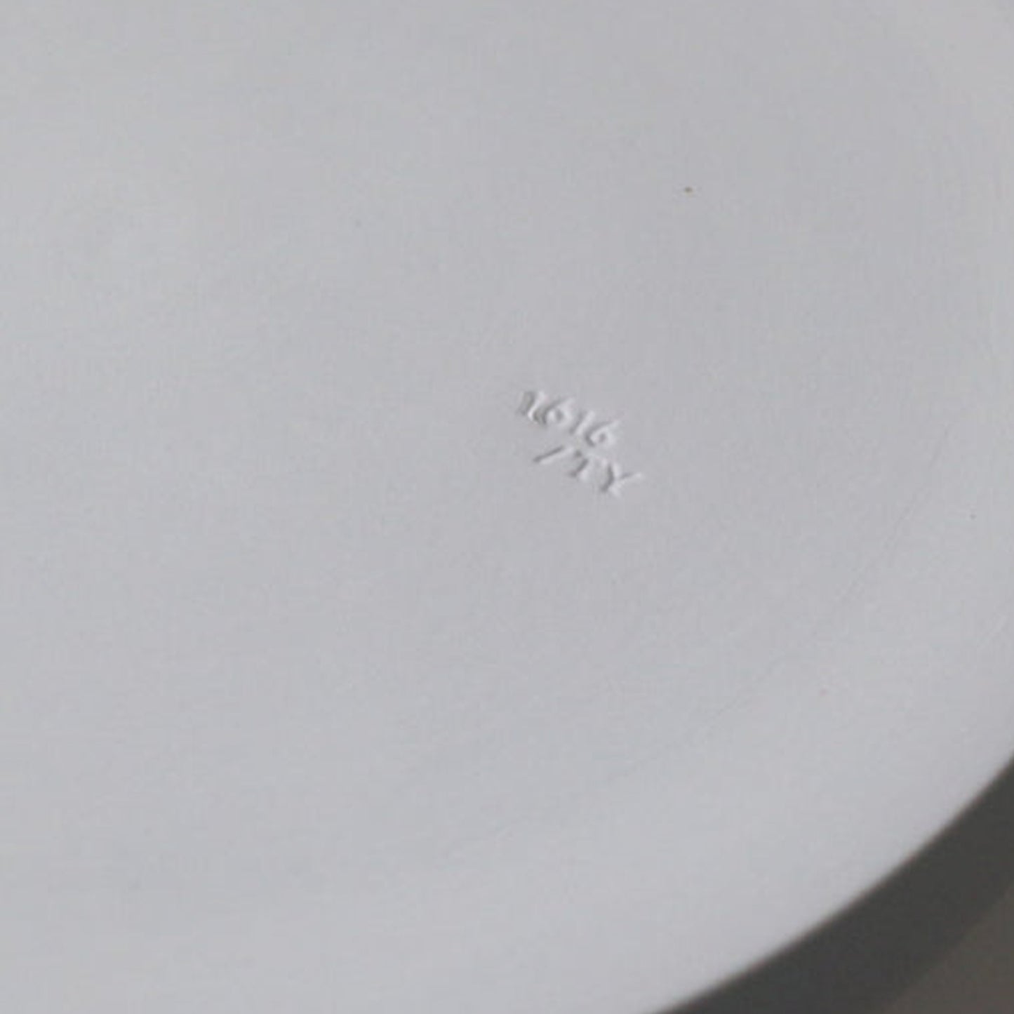 TY Round Deep Plate 200 White