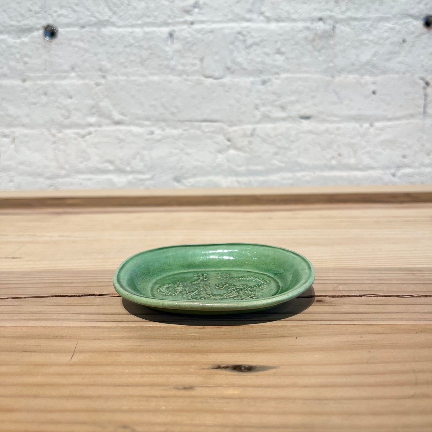 Small sqare plate YG Edo period (1603-1868) 27