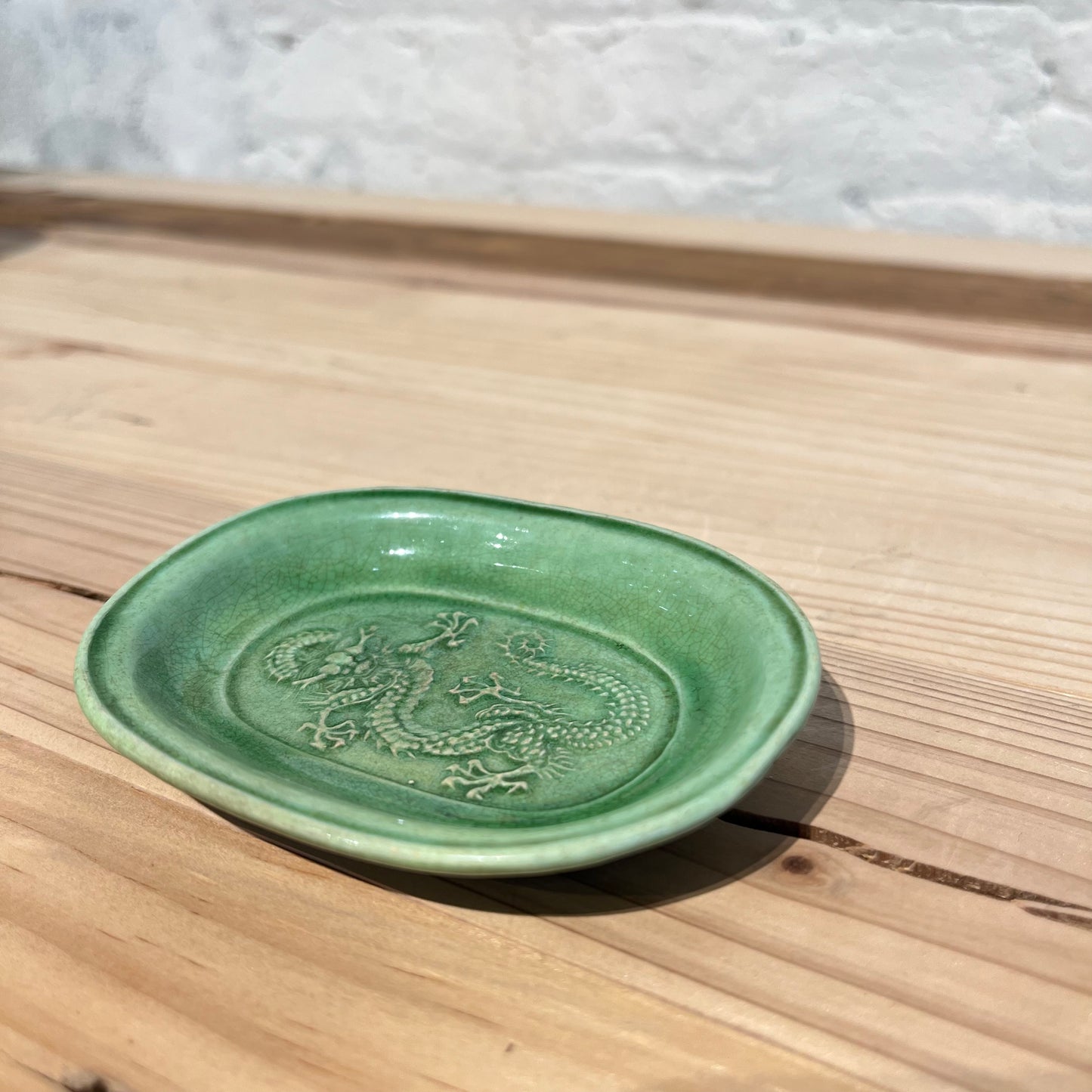 Small sqare plate YG Edo period (1603-1868) 27
