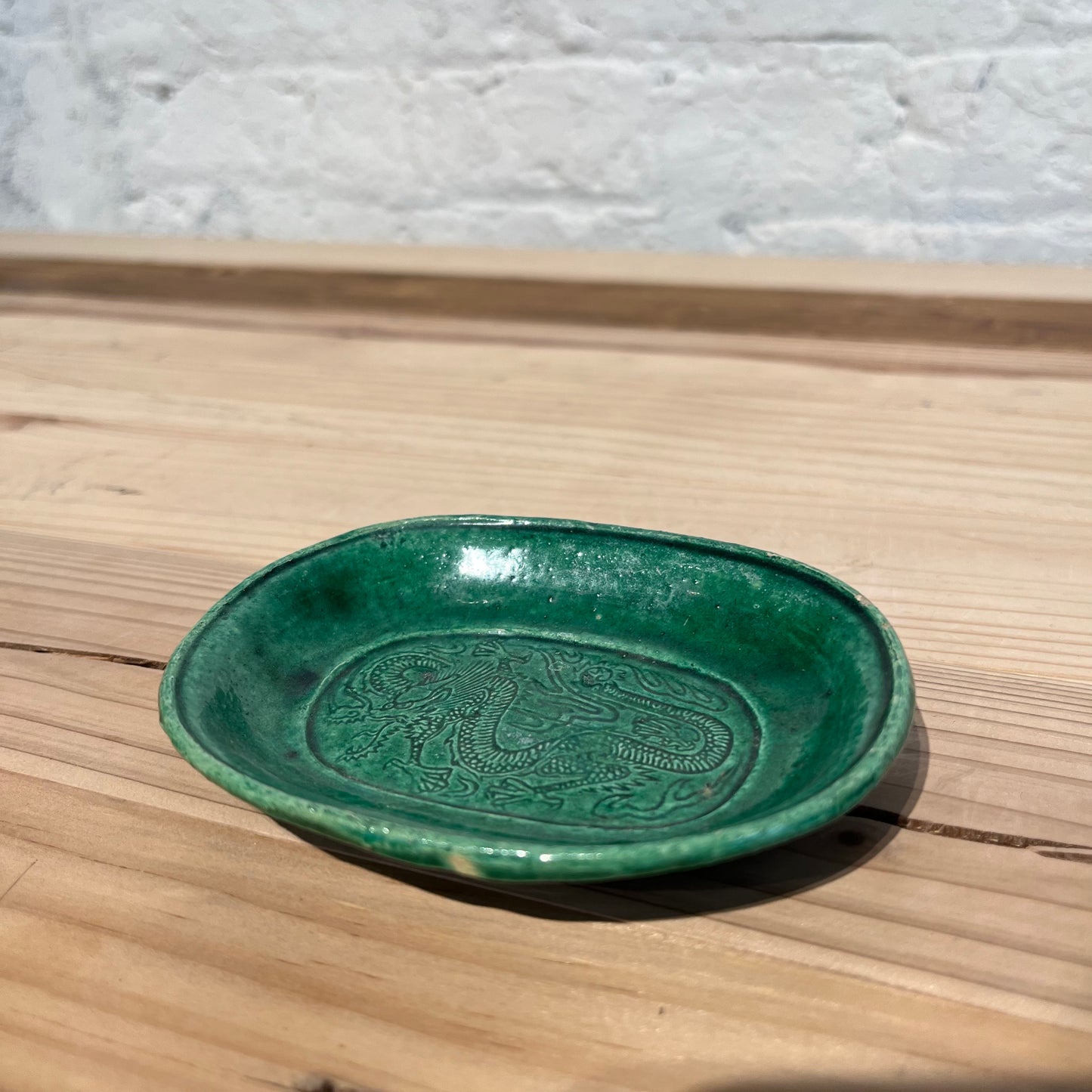 Small oval plateLate GR Edo period (1603-1868) 29