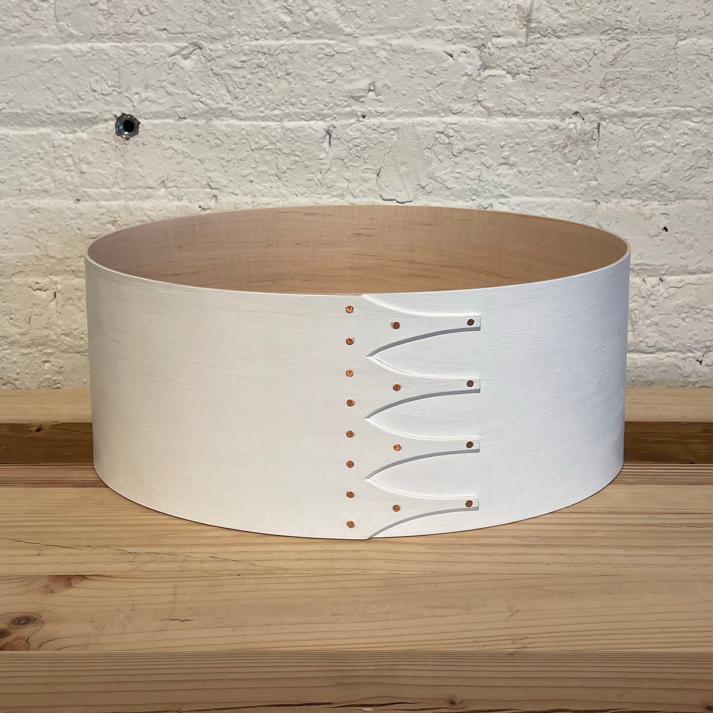 OVAL BOX milkpaint white #8