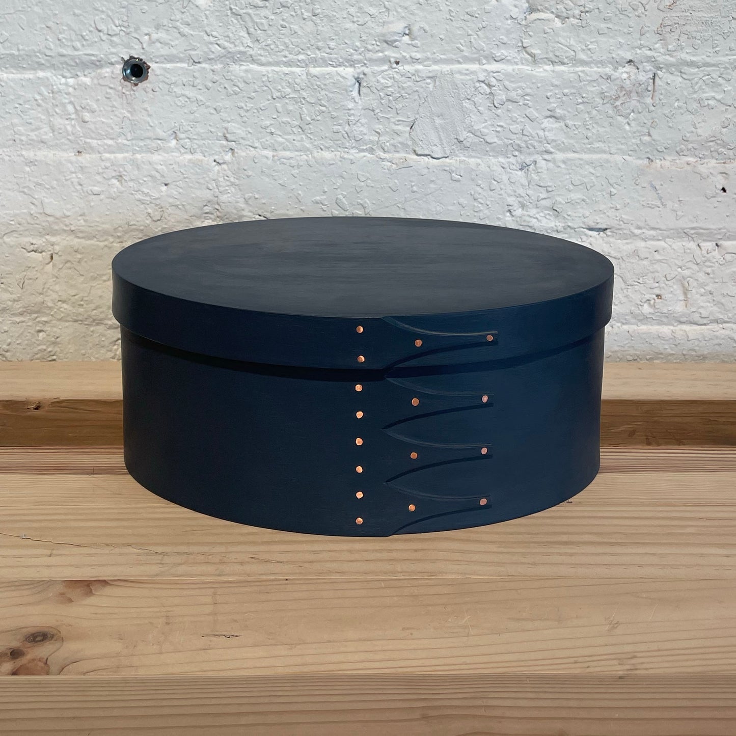 OVAL BOX navy #6
