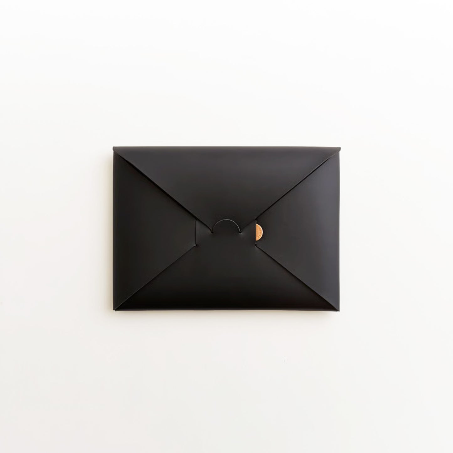 SEAMLESS CLUTCH BAG-M BLACK