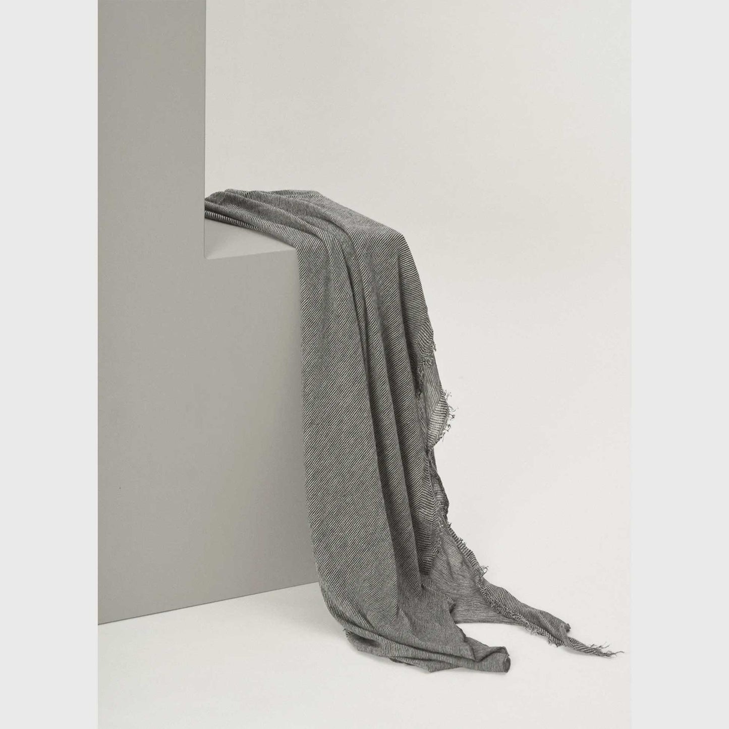 G-01 LOVE Charcoal x Milk