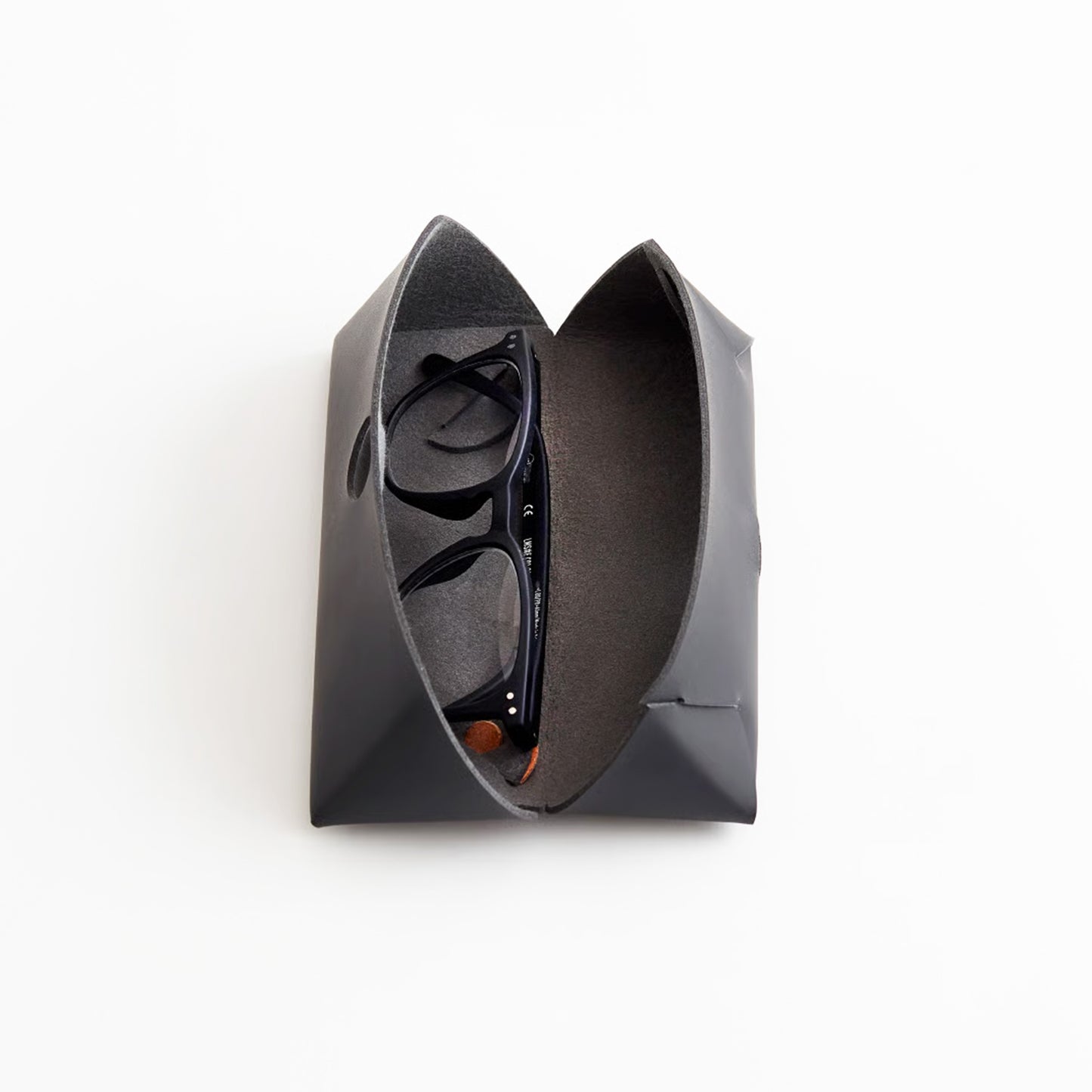 SEAMLESS GLASSES & PEN CASE  BLACK