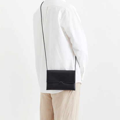SEAMLESS SHOULDER CASE-S BLACK