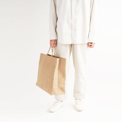 PAPER TOTE BAG  L L.BROWN