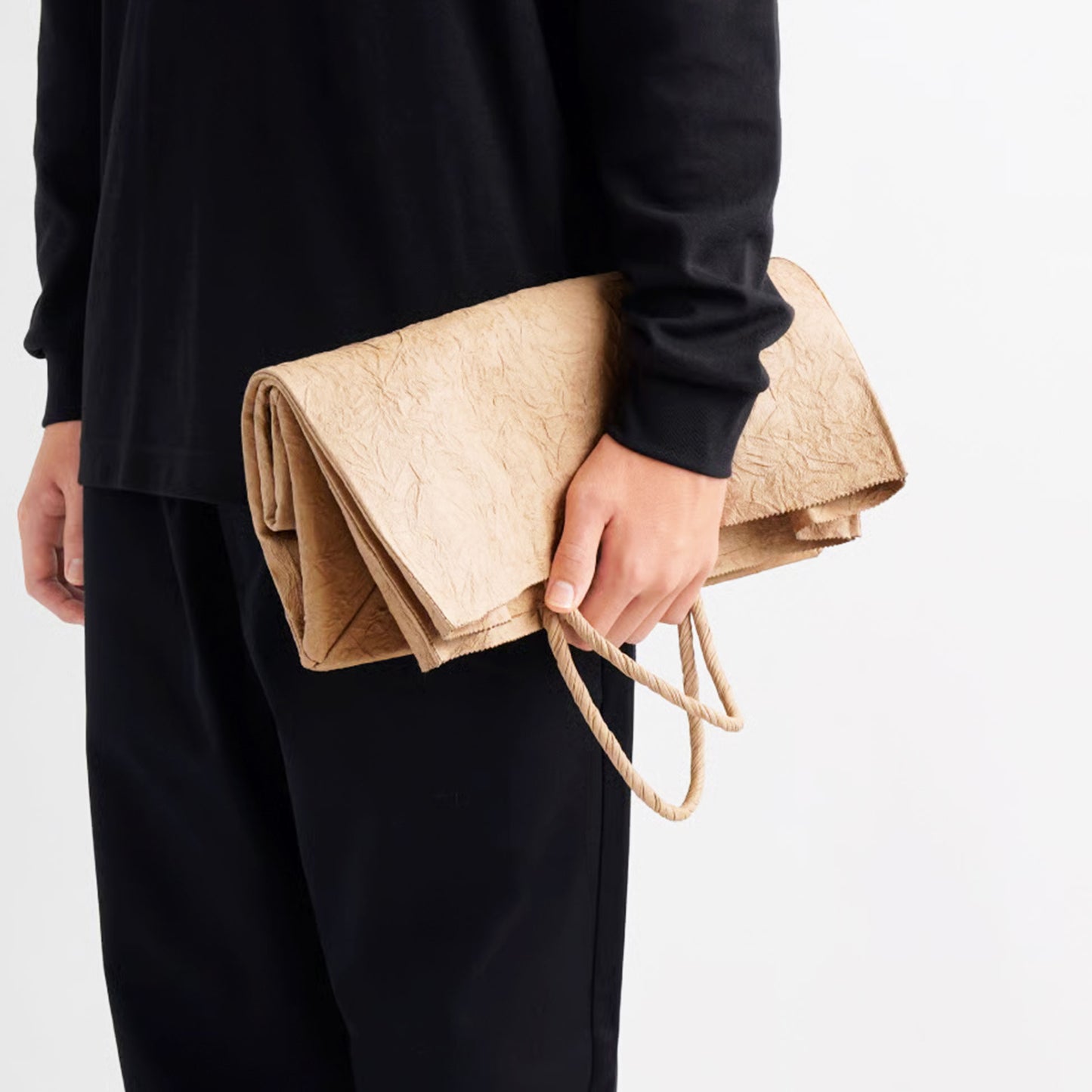 PAPER TOTE BAG  L L.BROWN