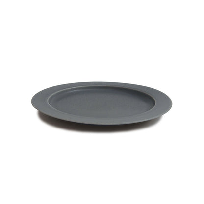Plate unjour apres midi plate rainy gray