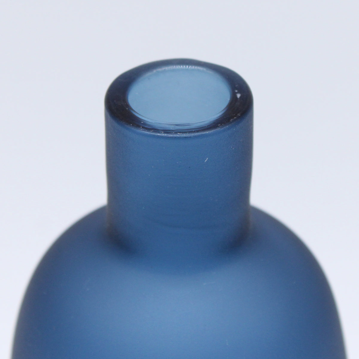 Frost vase Tall Navy