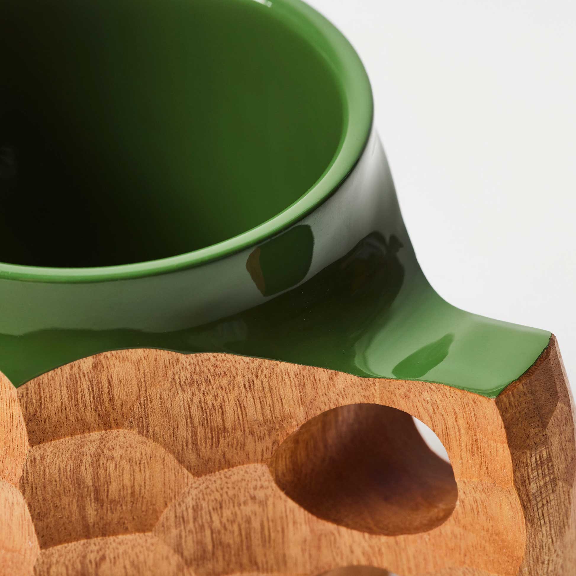 MOTHER ジンカップ　jincup Urushi Hybrid Green jincup urushi Hybrid Green L – Hand-Carved Wood Mug | Akihiro