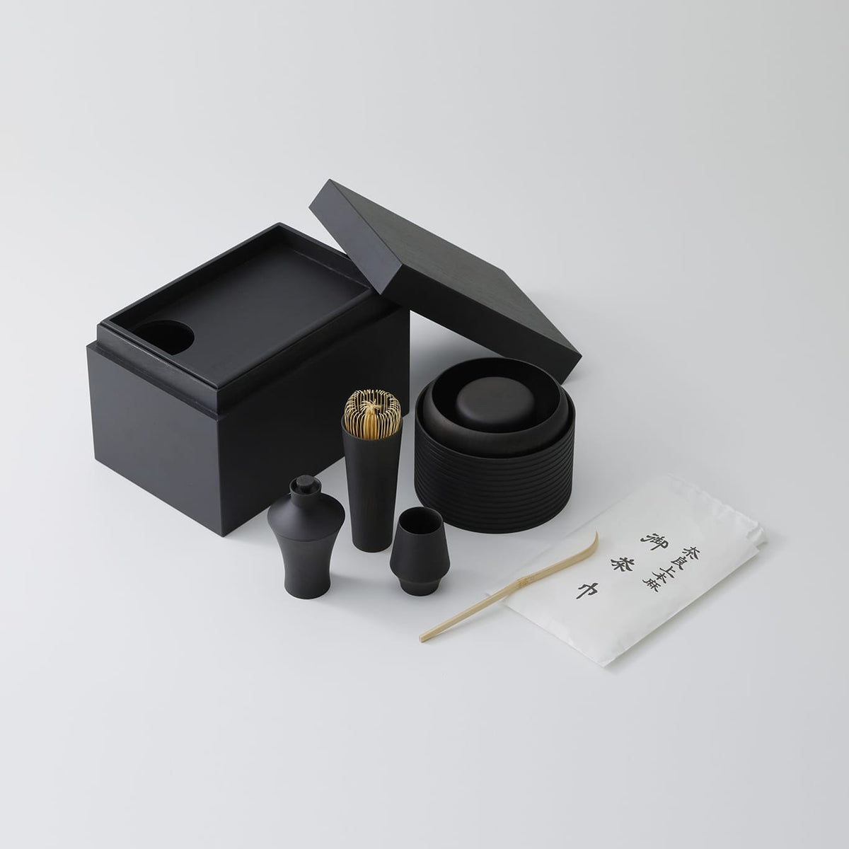 CHADOUGU Tea whisk & Case