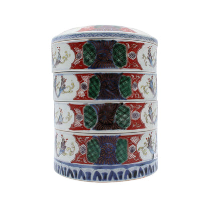 ANTIQUES Four-Tiered Box_65