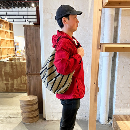 STRAP BAG
