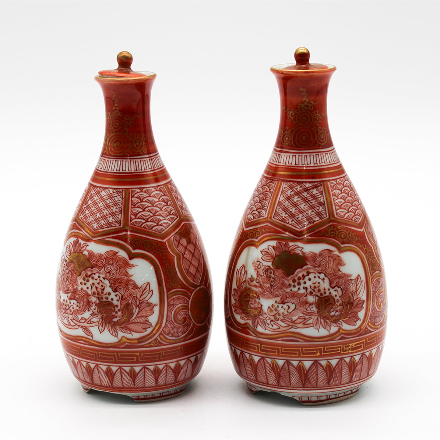 ANTIQUES Sake Bottle 55B