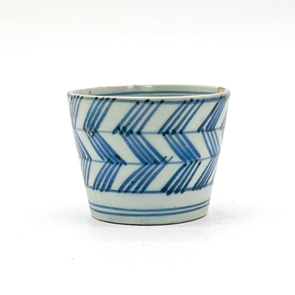 ANTIQUES Sake cup 55D