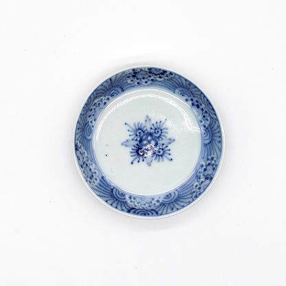 ANTIQUES Small Plate 55D_2