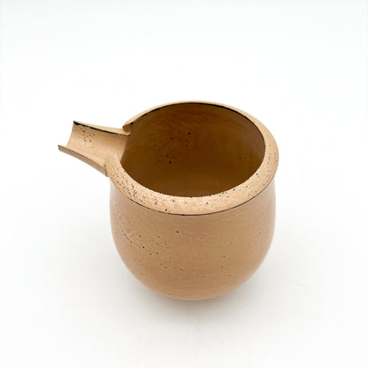 Bell-Shaped Spouted Bowl WH