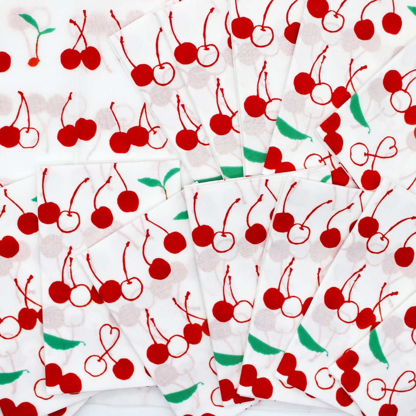 hand wiping (a towel)　Creamsoda and Cherries