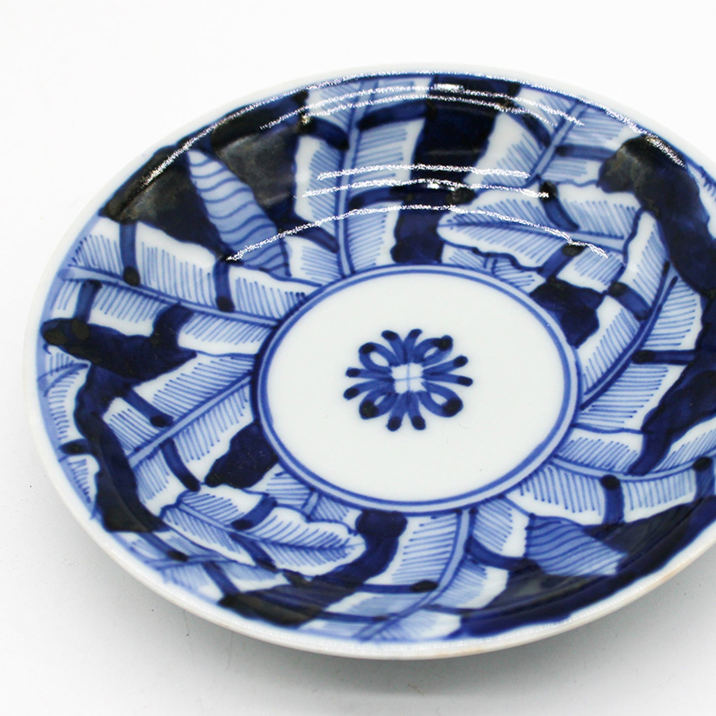 ANTIQUES Small Plate 55B_2
