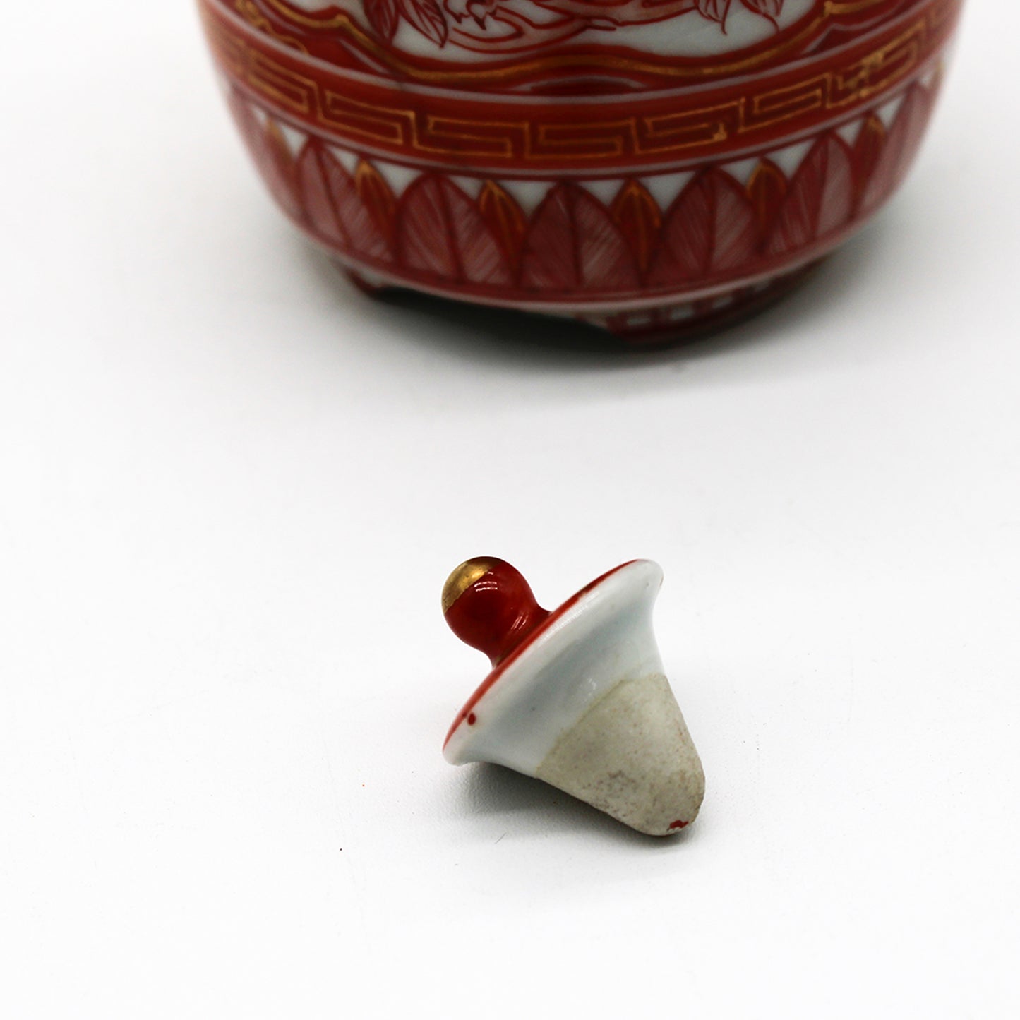 ANTIQUES Sake Bottle 55B