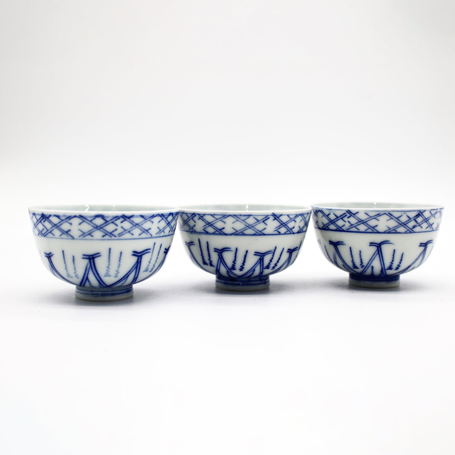 VINTAGE  Tea Cup 55C