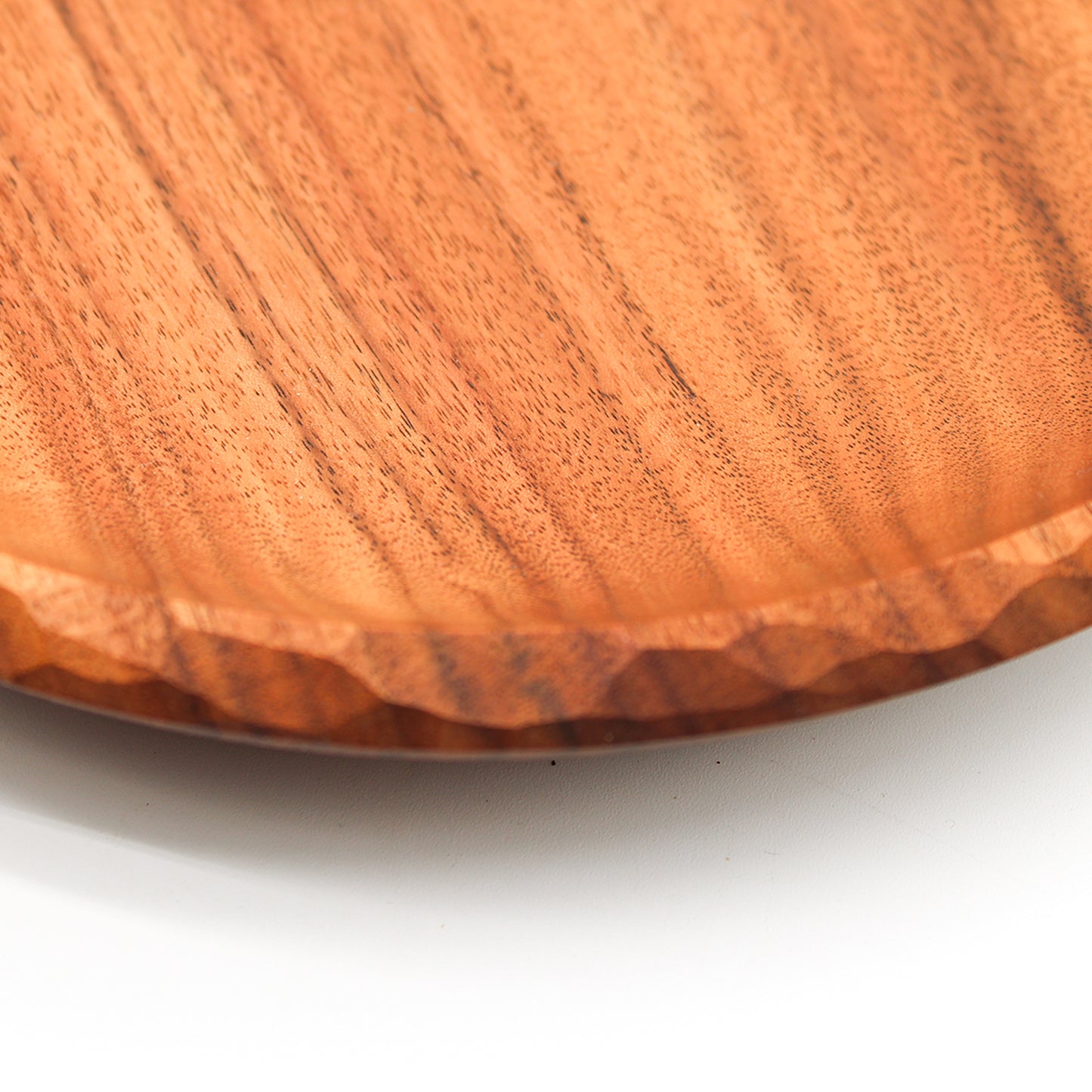 Narrow Rock Rim B_Yuriko Nishiishigaki