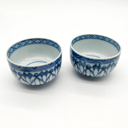 ANTIQUES Tea cup 55A