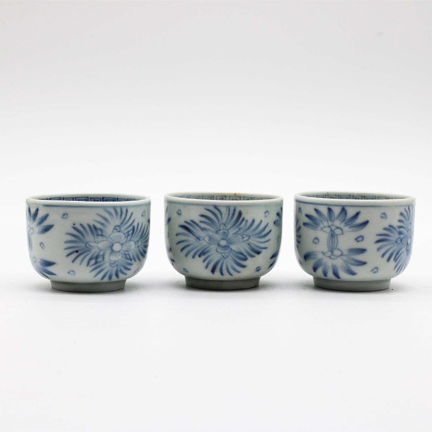 VINTAGE Sake cup 55B