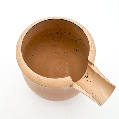 Bell-Shaped Spouted Bowl WH