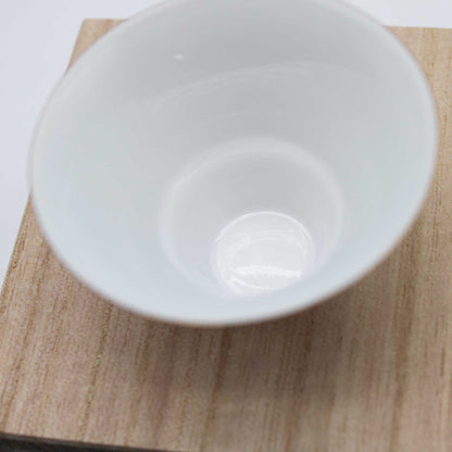 Eggshell Sake Cup Taketori