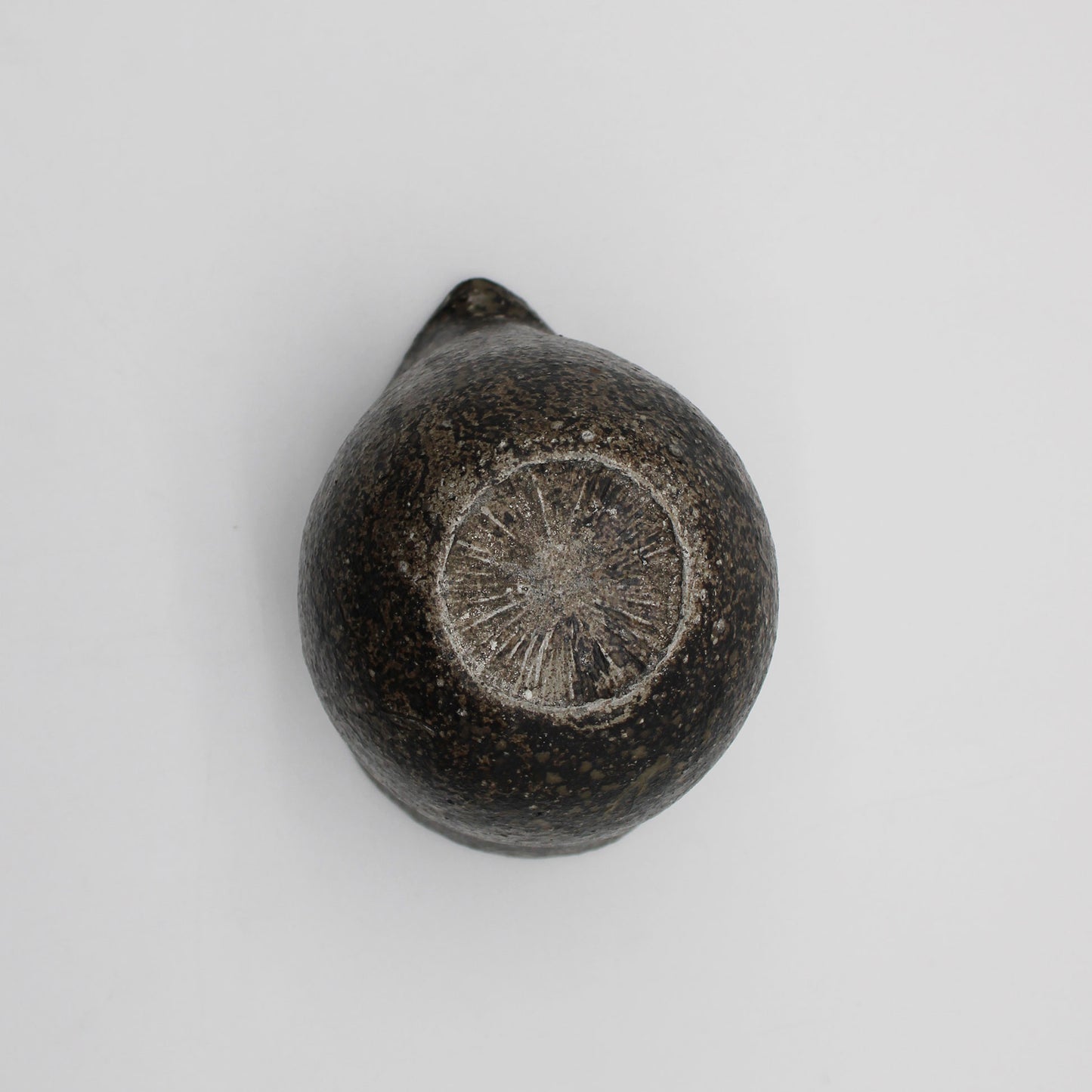Handbuilt Lipped Flower Vessel_Souji Tsurumi