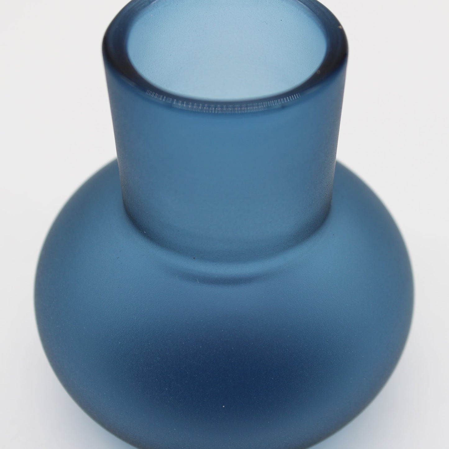 Frost vase Chimney Navy