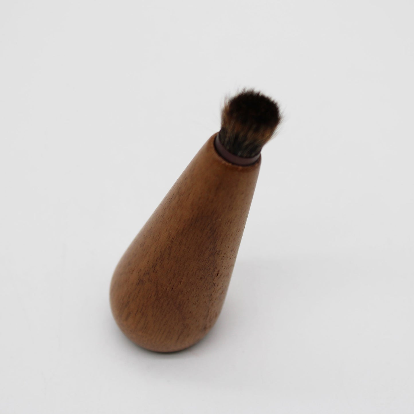 SUVÉ Nose cleansing brush