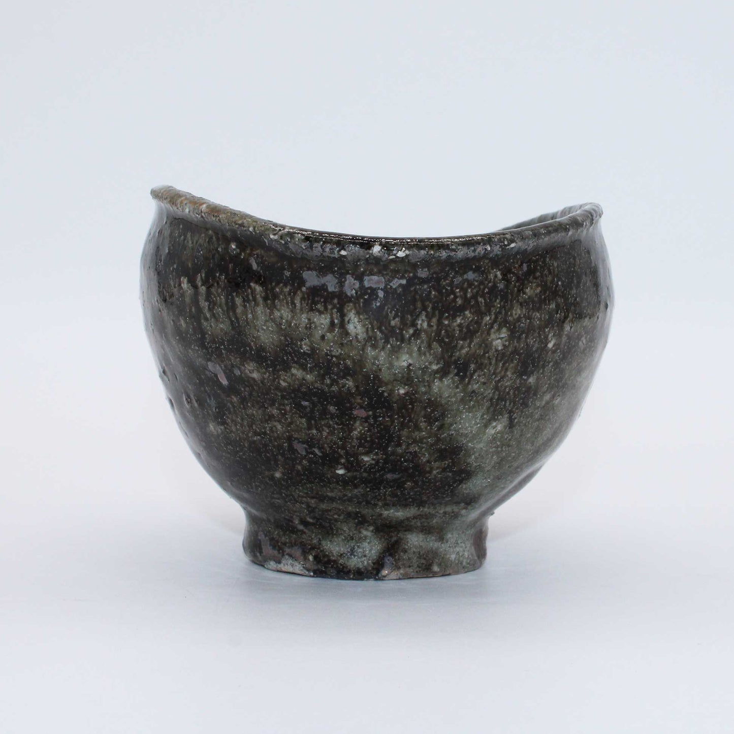 White Glaze Lipped Bowl 59A_Toru Hatta