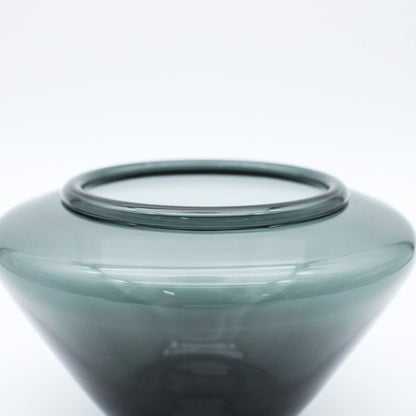 Lidded Bowl Black_Taku Eiki