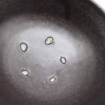 Black glaze rice bowl 57A_Kanata Shisama