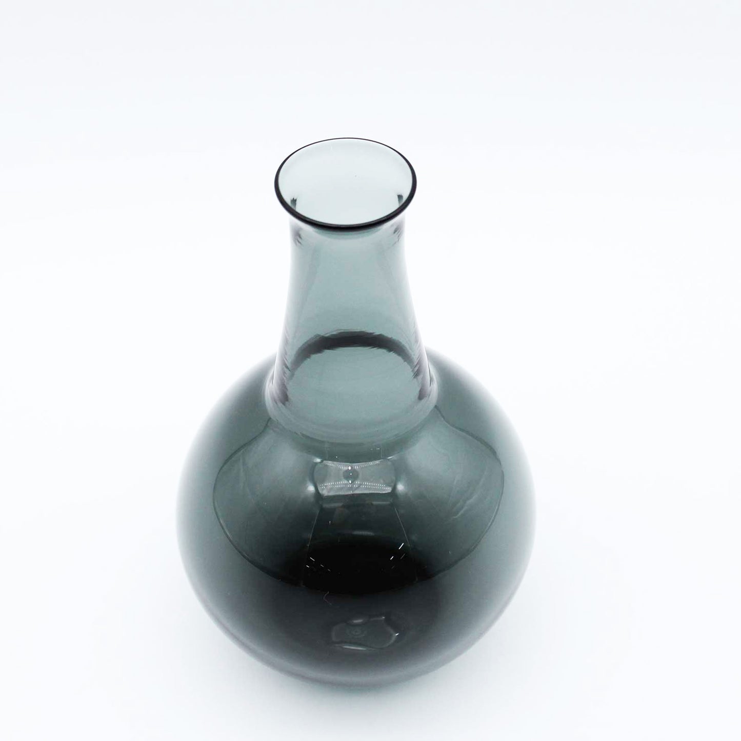 Sake Carafe Black_Taku Eiki